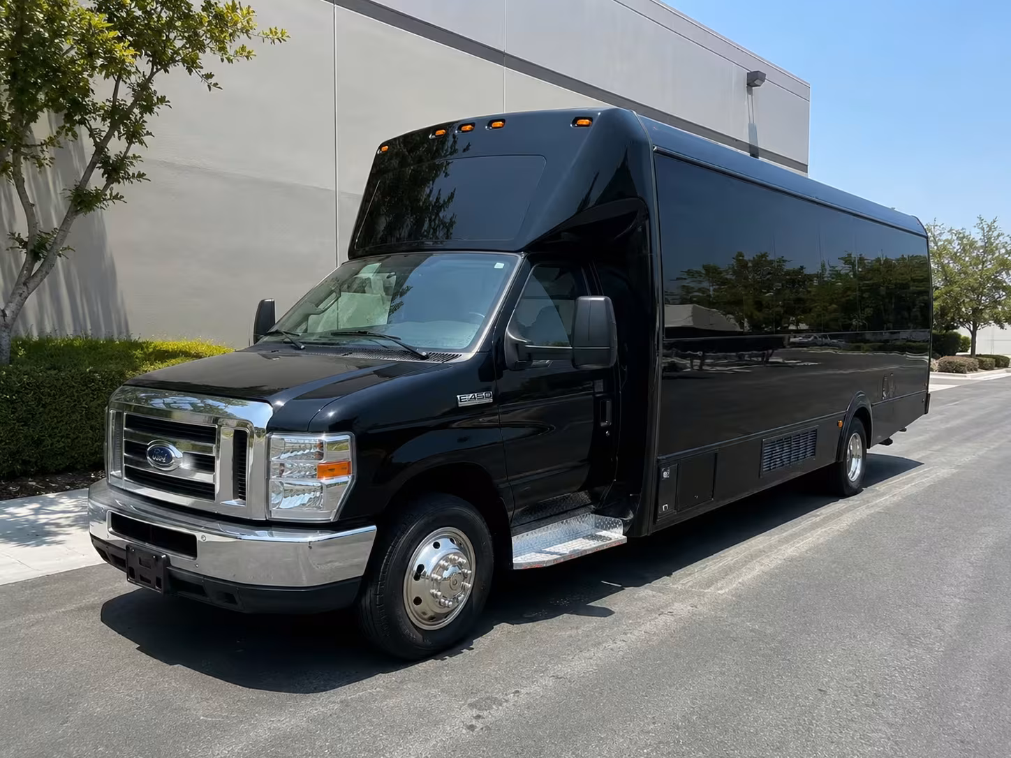 easily book roanoke bachelorette party bus rentals for concerts