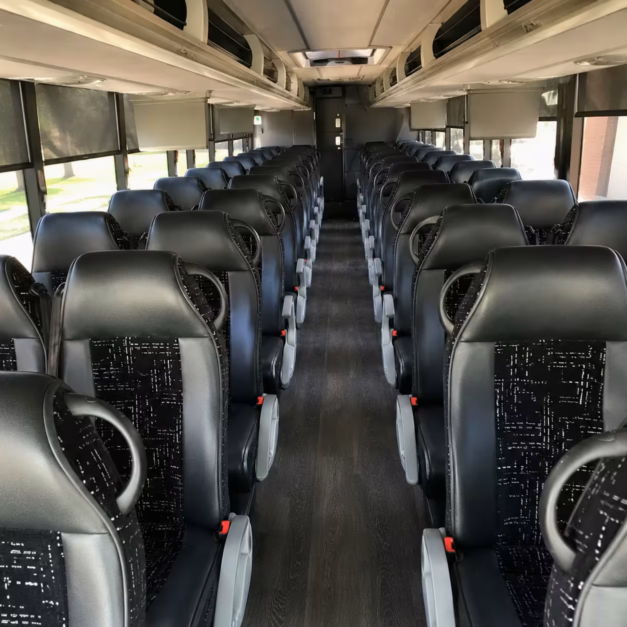 roanoke charter bus rentals to the virginia museum of transportation