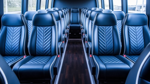 roanoke 18 passenger minibus rental